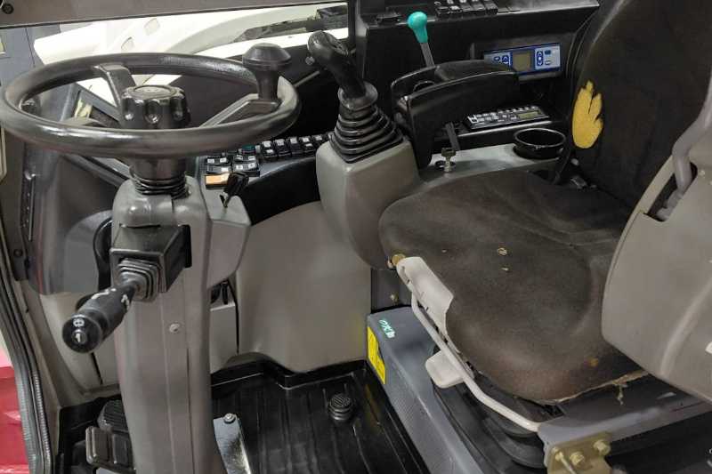 OmecoHub - Immagine TAKEUCHI TB295W